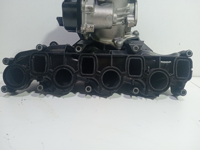 Recambio de colector admision para volkswagen golf v (1k1) 2.0 tdi referencia OEM IAM 03L129711AS  
