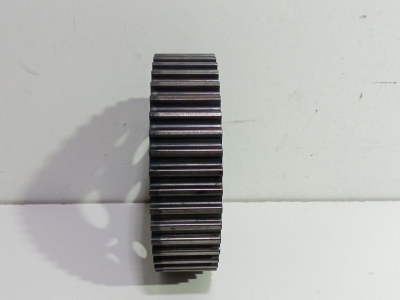 Recambio de polea arbol levas para audi a4 b7 avant (8ed) 2.0 tdi 16v referencia OEM IAM 038109111E  