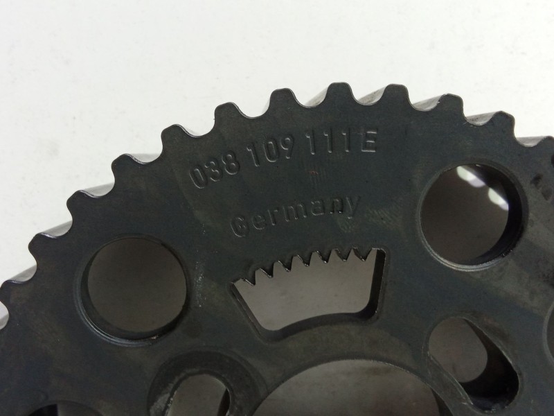 Recambio de polea arbol levas para audi a4 b7 avant (8ed) 2.0 tdi 16v referencia OEM IAM 038109111E  