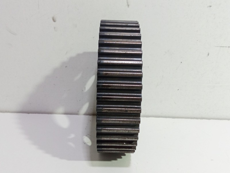 Recambio de polea arbol levas para audi a4 b7 avant (8ed) 2.0 tdi 16v referencia OEM IAM 038109111E  