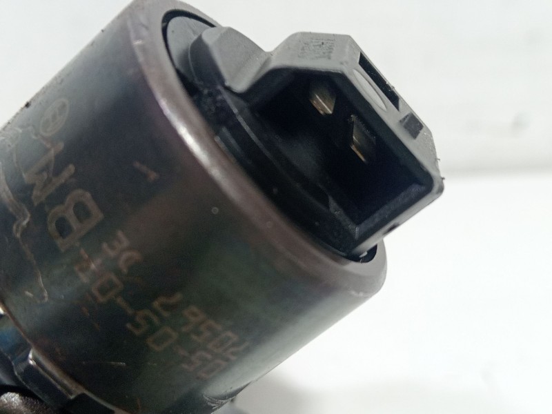 Recambio de inyector para seat leon (1p1) 2.0 tdi referencia OEM IAM 03G130073G  