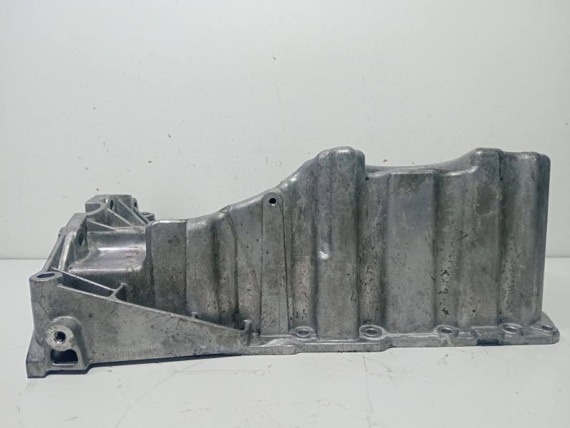 Recambio de carter para seat leon (1p1) 2.0 tdi referencia OEM IAM 03G103603j  