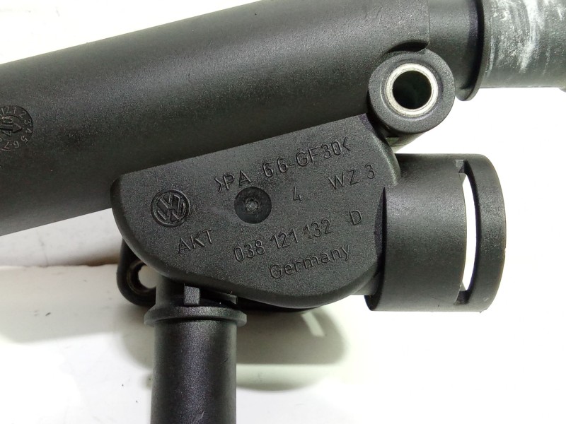 Recambio de termostato para volkswagen golf v (1k1) 1.9 tdi referencia OEM IAM 038121132D  