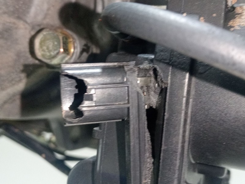 Recambio de caja transfer para mitsubishi montero (v60/v70) 3.2 di-d boss (3-ptas.) referencia OEM IAM 0011000010  