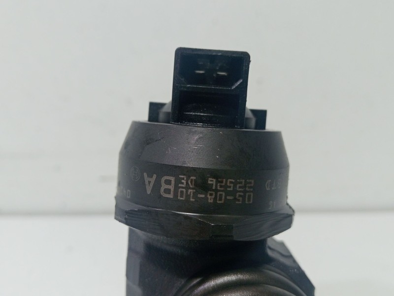 Recambio de inyector para volkswagen golf v (1k1) 1.9 tdi 4motion referencia OEM IAM 038130073AG  