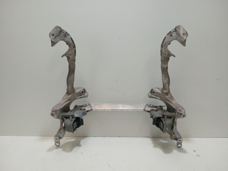 Recambio de puente delantero para audi a5 (8t3) 2.0 tdi referencia OEM IAM 8T0399315H  