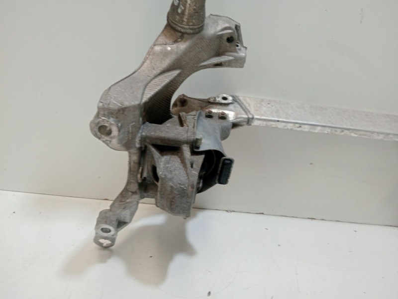 Recambio de puente delantero para audi a5 (8t3) 2.0 tdi referencia OEM IAM 8T0399315H  