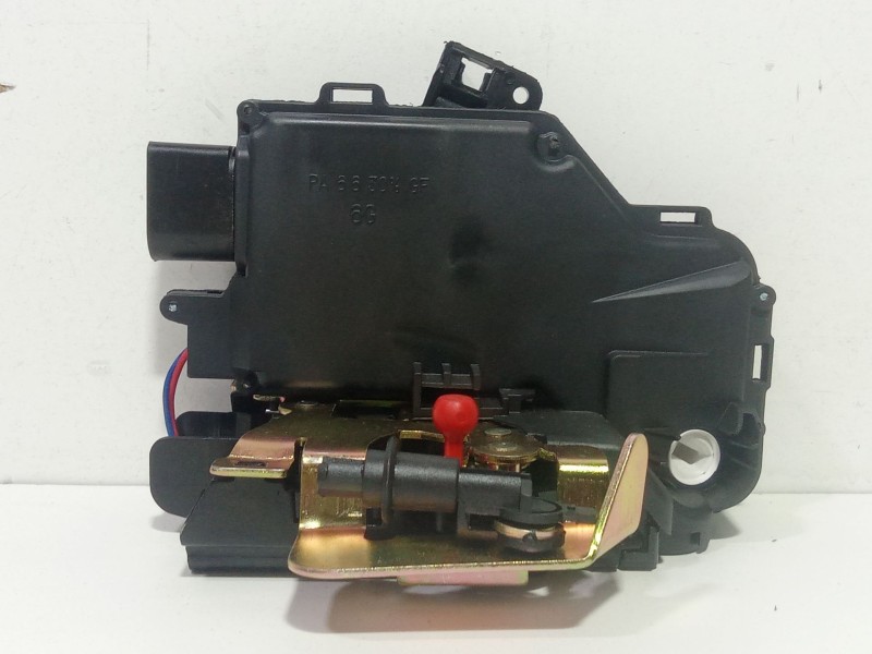 Recambio de cerradura puerta delantera izquierda para audi a4 berlina (8e) 2.0 tdi referencia OEM IAM 4B1837015G  