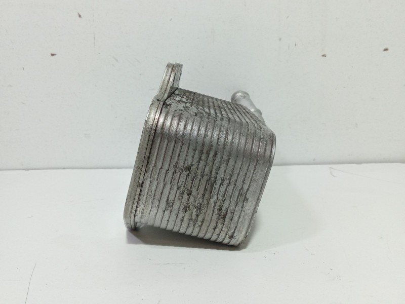 Recambio de enfriador aceite motor para audi a3 (8v1, 8vk) 2.0 tfsi quattro referencia OEM IAM 06D117021C  