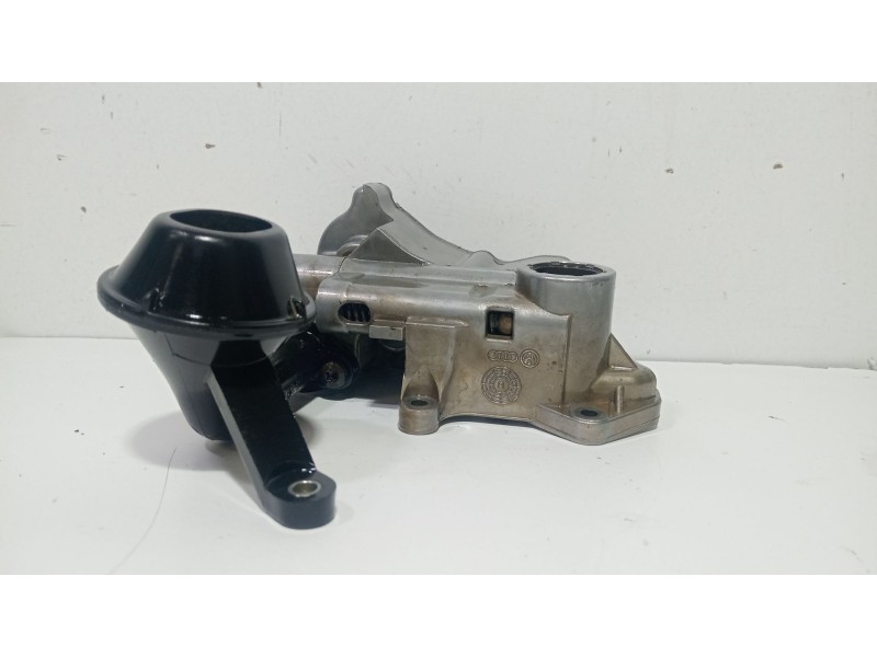 Recambio de bomba aceite para volkswagen passat alltrack b7 (365) 1.8 tsi referencia OEM IAM 06J115106AB  