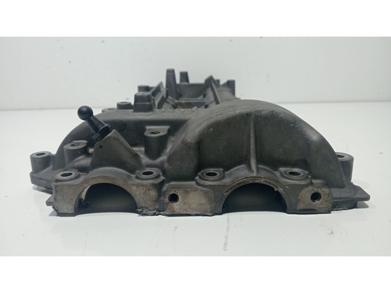 Recambio de tapa balancines para mercedes-benz clase e (w211) e 320 cdi (211.026) referencia OEM IAM A6420101230  