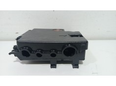 Recambio de caja reles / fusibles para audi a5 (8t3) 2.0 tdi referencia OEM IAM 8K0937517A  