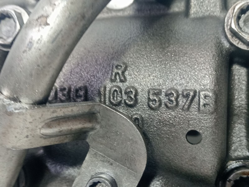 Recambio de bomba aceite para audi a4 allroad b8 (8kh) 2.0 tdi quattro referencia OEM IAM 03G103537B  