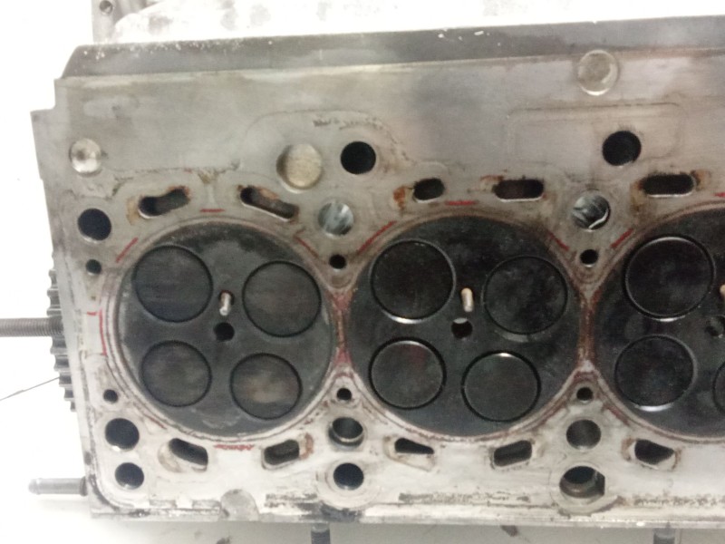 Recambio de culata para volkswagen crafter 30-50 caja/chasis (2f_) 2.0 tdi referencia OEM IAM 03L103403  