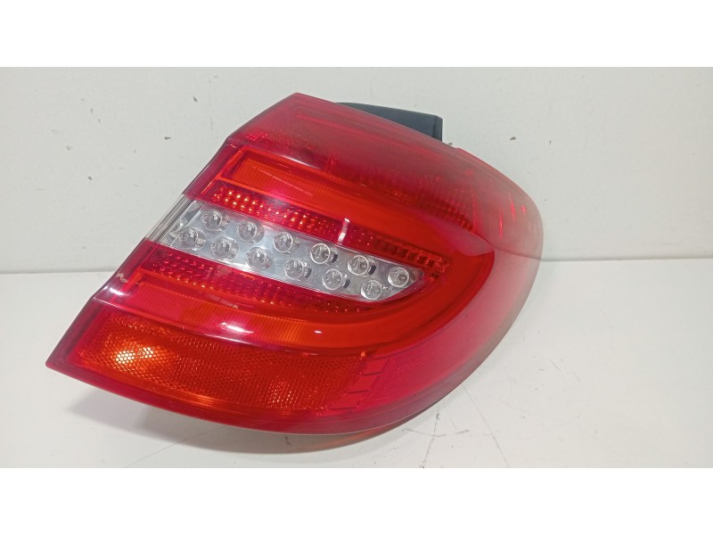 Recambio de piloto trasero derecho para mercedes-benz clase b sports tourer (w246, w242) b 180 cdi (246.200) referencia OEM IAM 