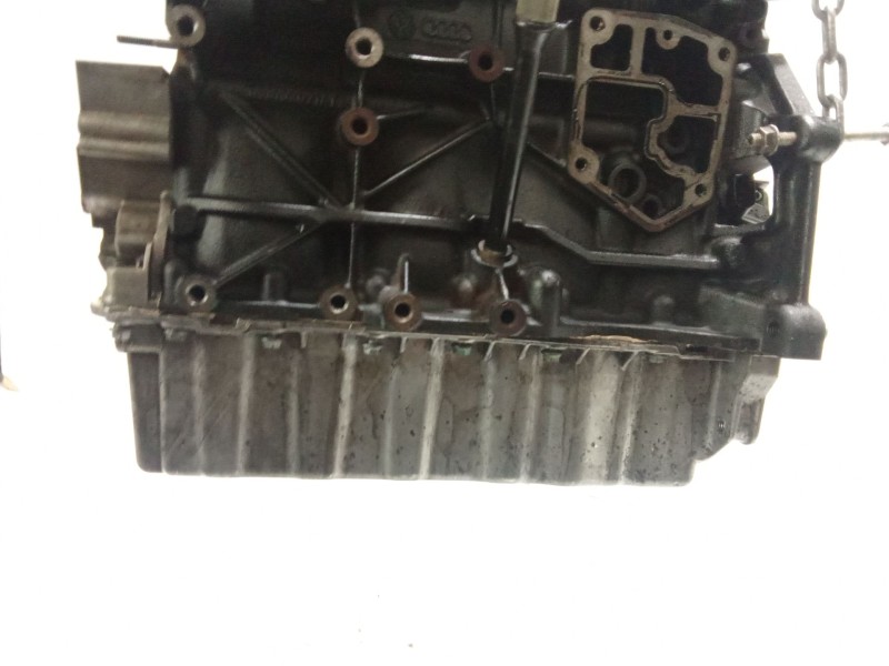 Recambio de bloque para seat leon (1p1) 1.9 tdi referencia OEM IAM BKC  