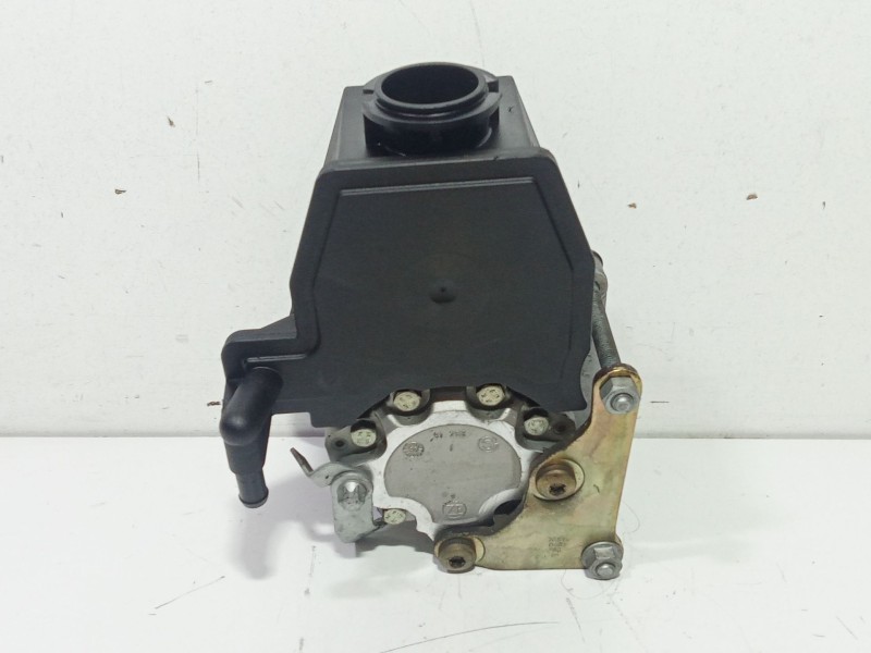 Recambio de bomba direccion para mercedes-benz vito (w638) combi 110 d  (638.174) referencia OEM IAM A6042360010  