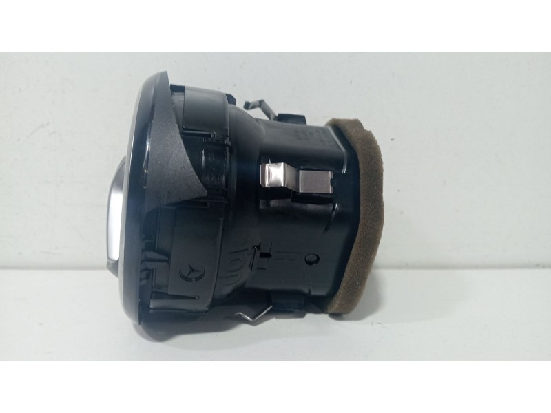 Recambio de rejilla aireadora para mercedes-benz clase b sports tourer (w246, w242) b 180 cdi (246.200) referencia OEM IAM a2468