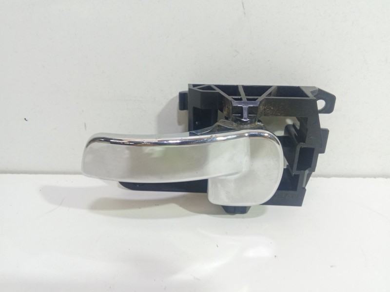 Recambio de maneta interior trasera izquierda para nissan qashqai i (j10, nj10) 1.5 dci referencia OEM IAM Motor K9K.  