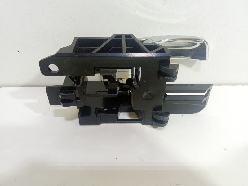 Recambio de maneta interior trasera izquierda para nissan qashqai i (j10, nj10) 1.5 dci referencia OEM IAM Motor K9K.  