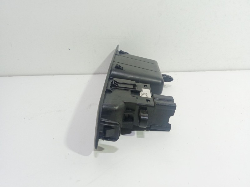 Recambio de mando elevalunas trasero izquierdo para nissan qashqai i (j10, nj10) 1.5 dci referencia OEM IAM Motor K9K.  