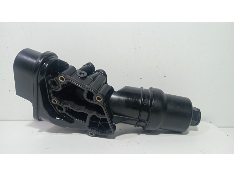 Recambio de soporte filtro aceite para volkswagen golf v (1k1) 2.0 fsi referencia OEM IAM 06F115397F  