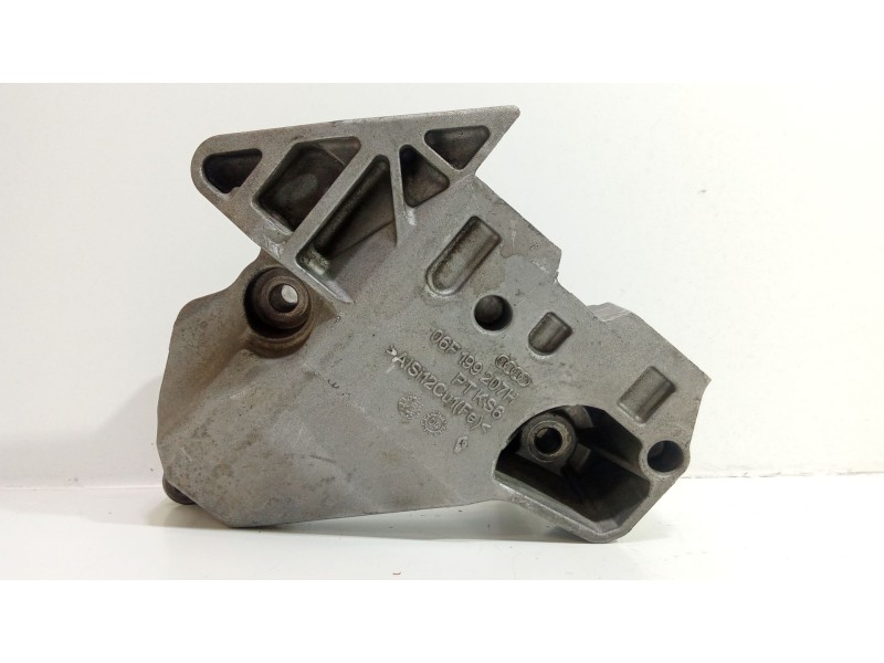 Recambio de soporte motor para volkswagen passat b6 (3c2) 2.0 fsi referencia OEM IAM 06F199207H  