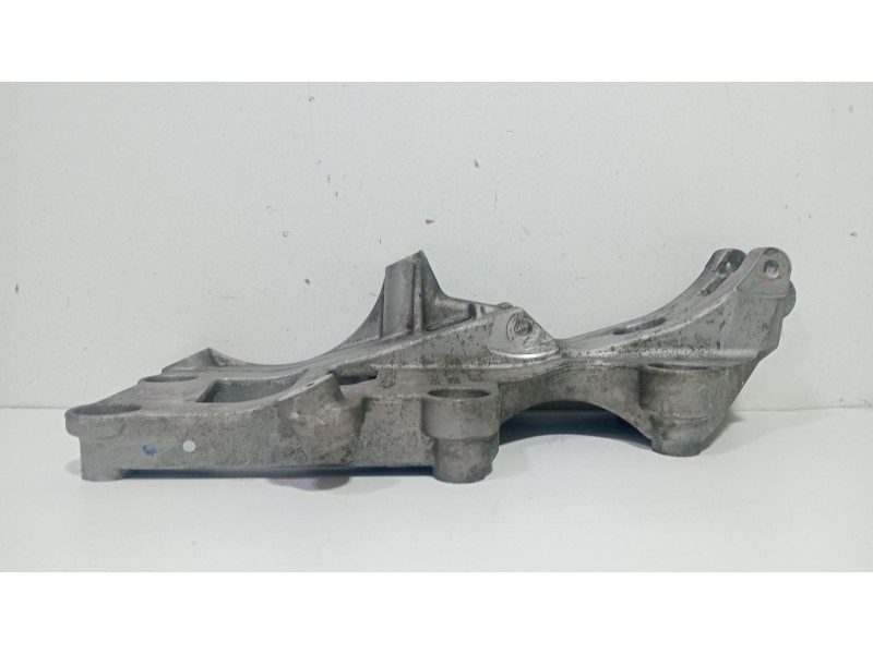 Recambio de soporte alternador para seat leon (1p1) 2.0 tfsi referencia OEM IAM 06F903143E  