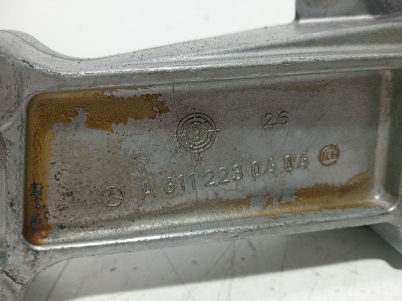 Recambio de soporte motor izquierdo para mercedes-benz sprinter (w901,w903) combi 2.9 turbodiesel referencia OEM IAM A6112230404