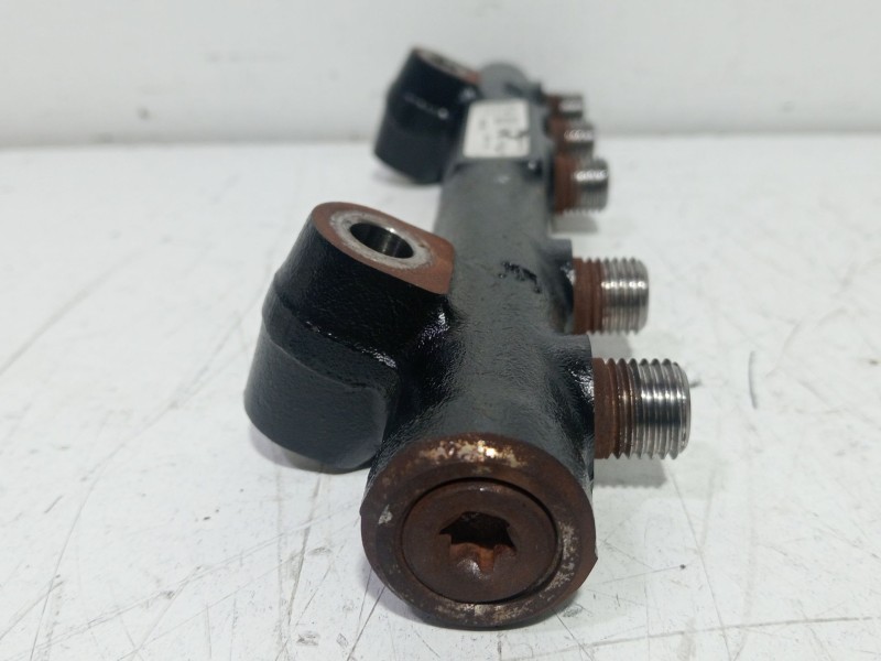 Recambio de rampa inyectora para peugeot 308 ii (lb_, lp_, lw_, lh_, l3_) 1.6 hdi referencia OEM IAM 9685297580  