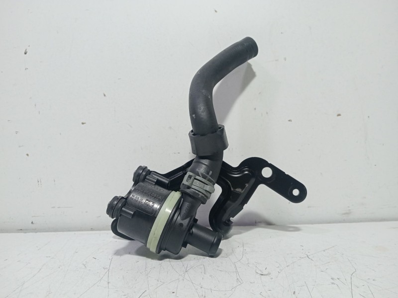 Recambio de bomba agua para seat ibiza (6j5) referencia OEM IAM 6R0965561A  
