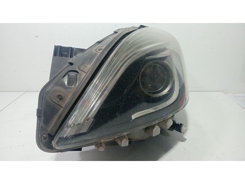 Recambio de faro izquierdo para mercedes-benz clase b sports tourer (w246, w242) b 180 cdi (246.200) referencia OEM IAM a2468200