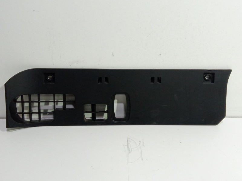 Recambio de moldura para mercedes-benz clase b sports tourer (w246, w242) b 180 cdi (246.200) referencia OEM IAM A2466800606  