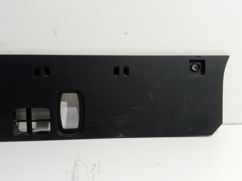 Recambio de moldura para mercedes-benz clase b sports tourer (w246, w242) b 180 cdi (246.200) referencia OEM IAM A2466800606  