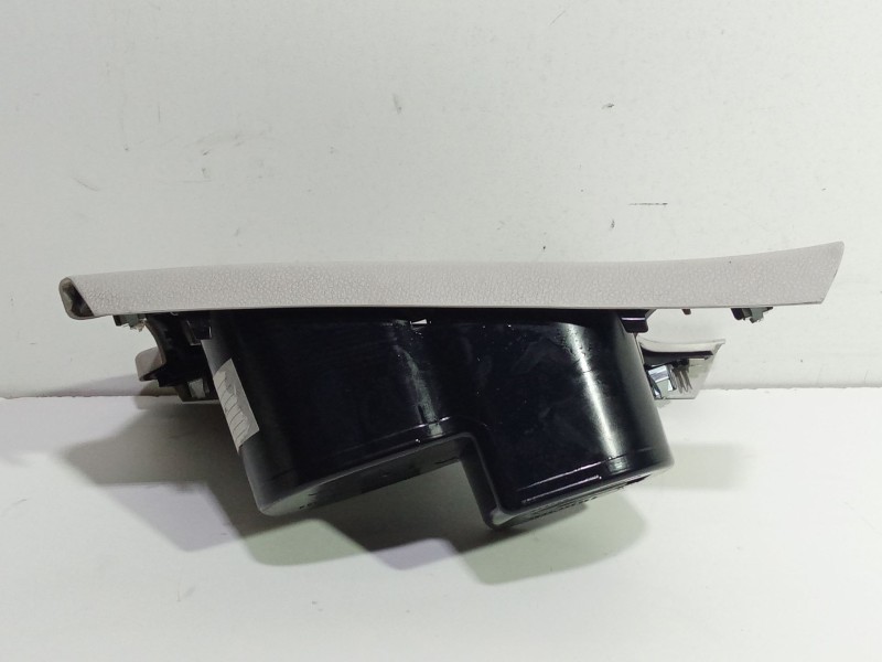 Recambio de moldura para mercedes-benz clase b sports tourer (w246, w242) b 180 cdi (246.200) referencia OEM IAM A2466800810  