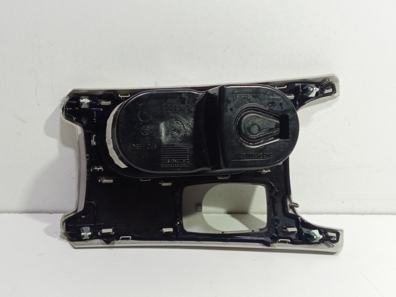 Recambio de moldura para mercedes-benz clase b sports tourer (w246, w242) b 180 cdi (246.200) referencia OEM IAM A2466800810  