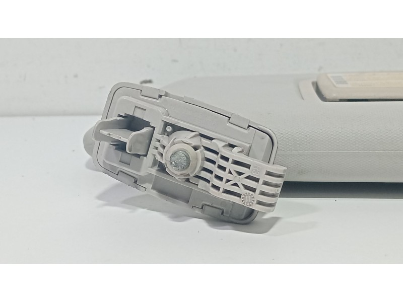 Recambio de parasol derecho para mercedes-benz clase b sports tourer (w246, w242) b 180 cdi (246.200) referencia OEM IAM A246810