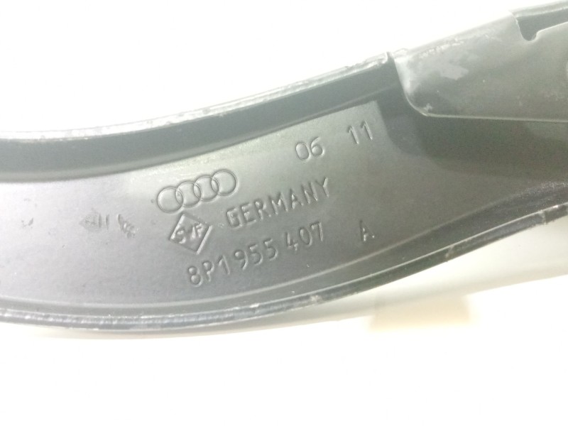Recambio de brazo limpia delantero izquierdo para audi a3 (8p1) 1.6 tdi referencia OEM IAM 8P1955407  