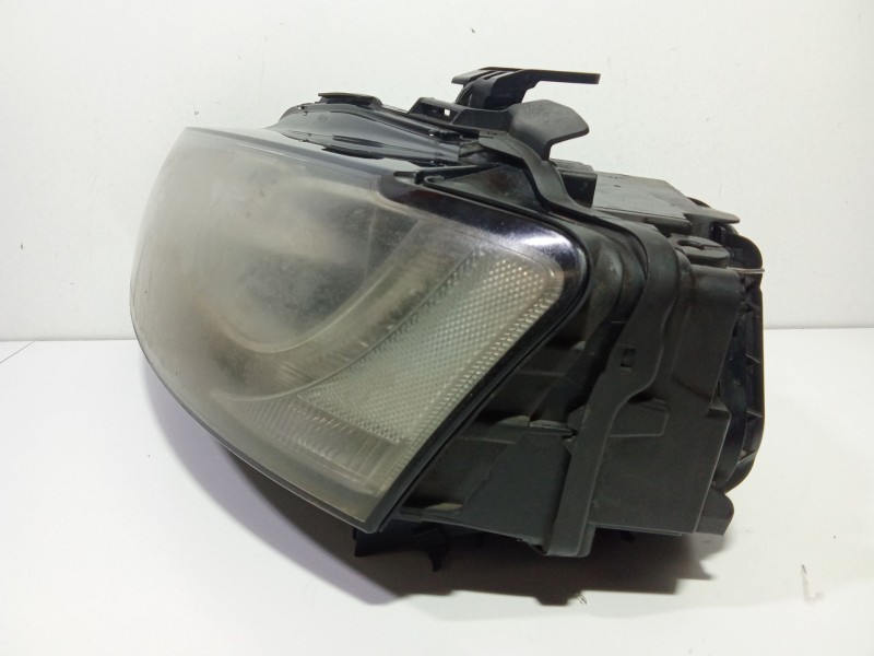 Recambio de faro izquierdo para audi a3 (8p1) 1.6 tdi referencia OEM IAM 8P0941003BQ  