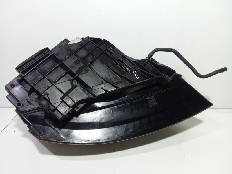 Recambio de faro izquierdo para audi a3 (8p1) 1.6 tdi referencia OEM IAM 8P0941003BQ  
