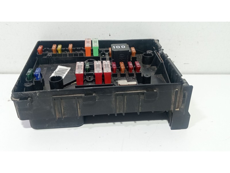 Recambio de caja reles / fusibles para audi a3 (8p1) 1.6 tdi referencia OEM IAM 1K0937125D  