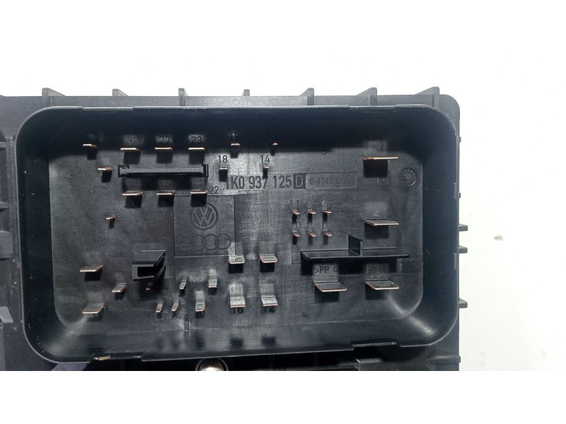Recambio de caja reles / fusibles para audi a3 (8p1) 1.6 tdi referencia OEM IAM 1K0937125D  