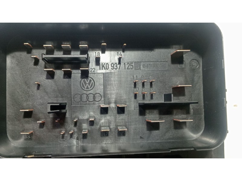 Recambio de caja reles / fusibles para audi a3 (8p1) 1.6 tdi referencia OEM IAM 1K0937125D  