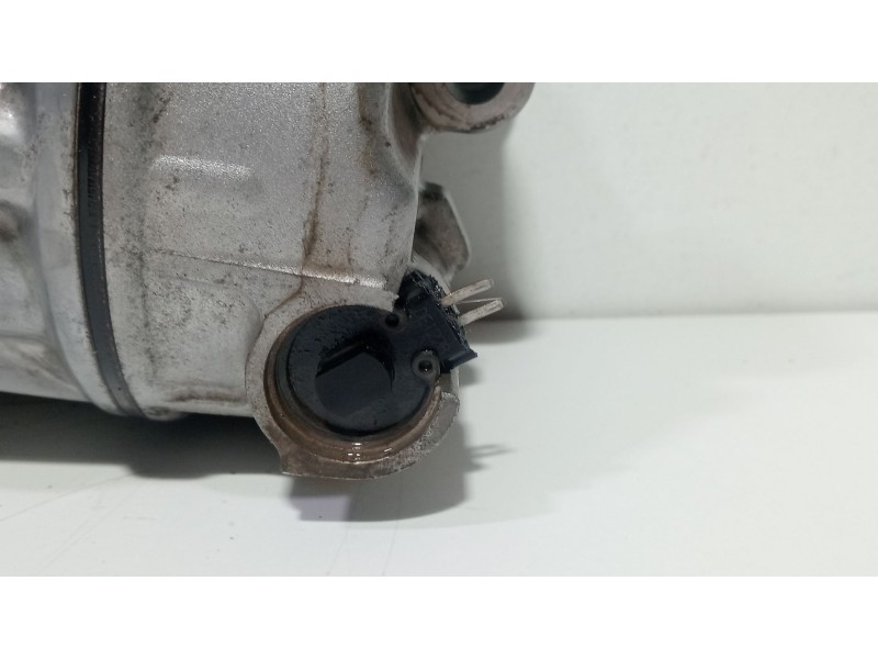 Recambio de compresor aire acondicionado para audi a3 (8p1) 1.6 tdi referencia OEM IAM 1K0820808B  