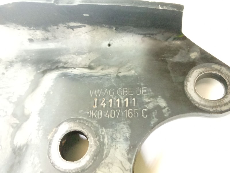 Recambio de brazo suspension inferior delantero derecho para audi a3 (8p1) 1.6 tdi referencia OEM IAM 1K0407165C  