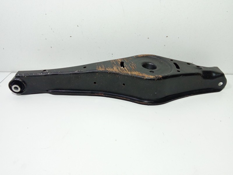 Recambio de brazo suspension inferior trasero derecho para audi a3 (8p1) 1.6 tdi referencia OEM IAM 1K0505371  