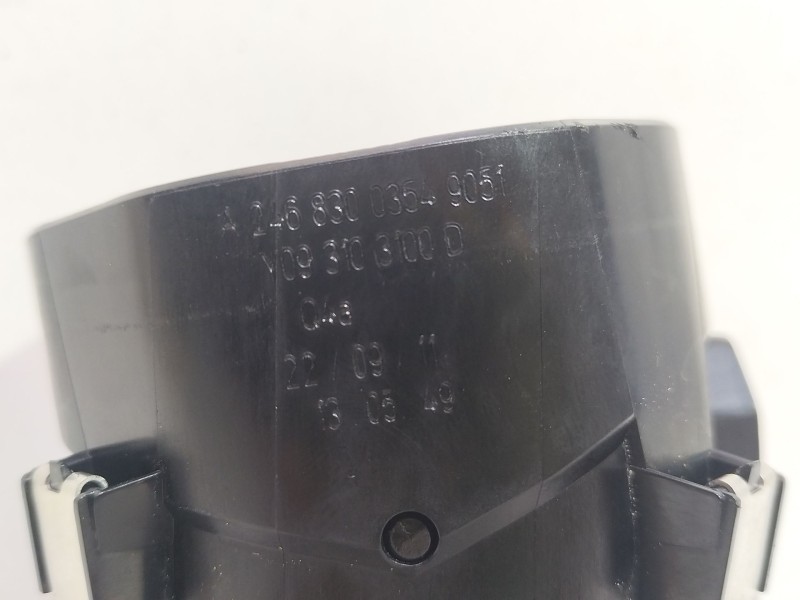 Recambio de rejilla aireadora para mercedes-benz clase b sports tourer (w246, w242) b 180 cdi (246.200) referencia OEM IAM A2468