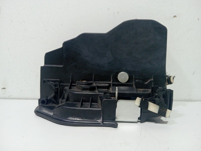 Recambio de cerradura puerta trasera derecha para bmw 3 (f30, f80) 318 d referencia OEM IAM 51227229460  