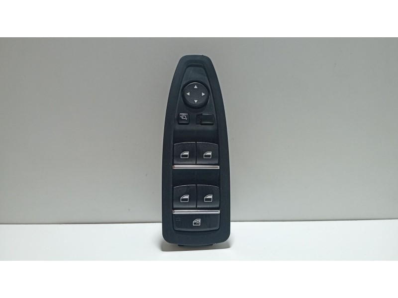 Recambio de mando elevalunas delantero izquierdo para bmw 3 (f30, f80) 318 d referencia OEM IAM 61319362107  