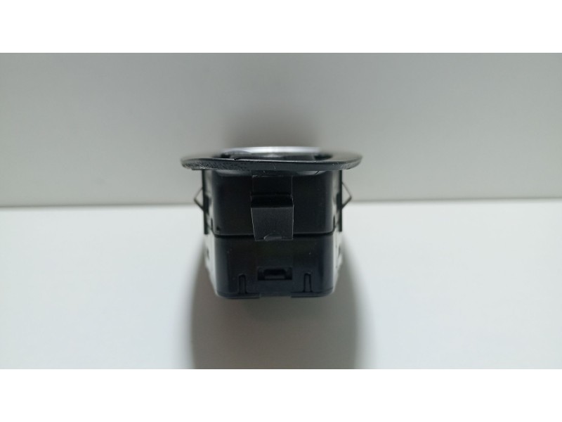 Recambio de mando elevalunas delantero izquierdo para bmw 3 (f30, f80) 318 d referencia OEM IAM 61319362107  